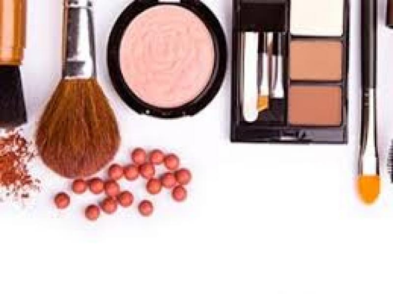 نمایشگاه بین المللی آرایشی ، بهداشتی ،سلولزی و خدمات مراقبت و زیبایی شیراز 1403  